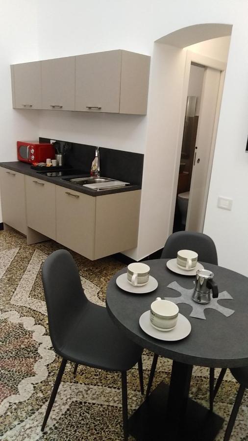 Centro Acquario Family Apartment Genoa Luaran gambar